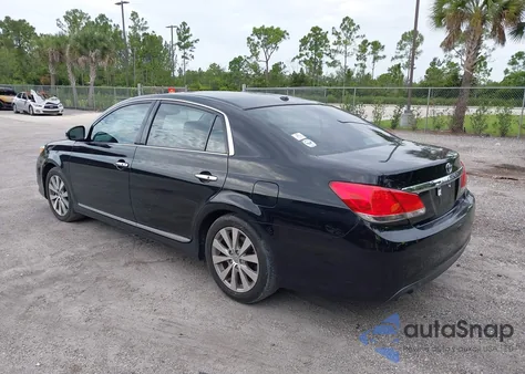 2012 Toyota Avalon Limited z USA, uszkodzony, nr VIN 4T1BK3DB4CU455104